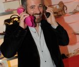 Bruno Putzulu lors de l'inauguration de la nouvelle boutique André, dans le 6e arrondissement de Paris. Le 16 juin 2011 