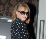 Arielle Dombasle le 17 juin 2011 à Cabourg