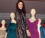 La sublime Gemma Arterton a lancé les soldes d\'été du grand magasin Harrods à Londres, le 18 juin 2011