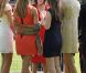  Ascot 2011, cinquième et dernière journée, samedi 18 juin 2011 : La princesse Eugenie d'York marque la clôture de l'événement avec une robe rouge audacieuse. 
 Pas d'embellie du côté du ciel, mais un bouquet final bien garni sur l'herbe verte du Berkshire ! 