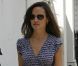 Pippa Middleton en pleine séance shopping dans les rues de Londres. Le 23 juin 2011 