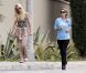 Paris Hilton en pleine séance de footing avec sa soeur Nicky dans les rues de Los Angeles le 17 juin 2011