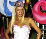 Paris Hilton au sixième anniversaire annuel de Kandyland au Playboy Mansion à Beverly Hills le 25 juin 2011