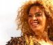 Beyoncé exceptionnelle sur la scène pyramidale de Glastonbury, le 26 juin 2011.