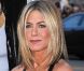 Jennifer Aniston, souriante et éblouissante lors de l'avant-première de The Horrible Bosses (Comment tuer son boss ?) à Los Angeles le 30 juin 2011