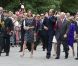 3 tenues, 10 000 fans : deux des chiffres à retenir pour le premier jour de la visite officielle au Canada du prince William et de sa femme la duchesse Catherine de Cambridge, le 30 juin 2011.
