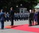 La Kate-mania attendait le prince William et la duchesse de Cambridge à Ottawa, le 30 juin 2011, au premier jour de leur première visite officielle à l'étranger en tant que jeunes mariés.