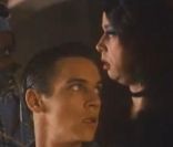 Jonathan Rhys-Meyers est pris dans un film futuriste et déjanté avec The Killer Tongue (1996) 