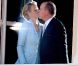Aux environs de 18 heures le 1er juillet 2011, le prince Albert et la princesse Charlene, mariés civilement depuis quelques minutes, échangeait un baiser au balcon de la Salle des Glaces du Palais princier, applaudis par des milliers de Monégasques.