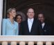 Le 1er juillet 2011, mariés civilement depuis quelques minutes, le prince Albert et la princesse Charlene paraissaient au balcon de la Salle des Glaces du Palais princier, applaudis par des milliers de Monégasques.