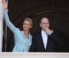 Le 1er juillet 2011, mariés civilement depuis quelques minutes, le prince Albert et la princesse Charlene paraissaient au balcon de la Salle des Glaces du Palais princier, applaudis par des milliers de Monégasques.