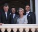 Les parents de Charlene Wittstock, Michael et Lynette, ainsi que ses frères, Gareth et Sean, sont apparus au balcon du Palais Princier.
Le 1er juillet 2011, mariés civilement depuis quelques minutes, le prince Albert et la princesse Charlene paraissaient au balcon de la Salle des Glaces du Palais princier, applaudis par des milliers de Monégasques.