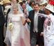 Charlène Wittstock fait son entrée dans la Cour d'honneur du palais  princier, pour la cérémonie religieuse l'unissant au prince Albert, à  Monaco, le 2 juillet 2011