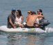 Eva Longoria et Eduardo Cruz en bateau au large de Marbella, le 3 juillet 2011.