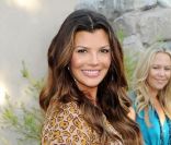 Ali Landry, enceinte, et sa fille lors de l'avant-première de Zookeeper à Los Angeles le 6 juillet 2011