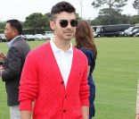 Joe Jonas au match de charité de polo organisé au  Santa Barbara Polo and Racquet club pour l'association des princes William et Harry. Carpinteria, 9 juillet 2011  