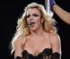 Britney Spears se produit sur la scène de l'United Center de Chicago, vendredi 8 juillet 2011.