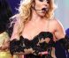 Britney Spears se produit sur la scène de l'United Center de Chicago, vendredi 8 juillet 2011.