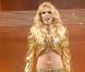 Britney Spears se produit sur la scène de l'United Center de Chicago, vendredi 8 juillet 2011.