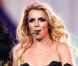 Britney Spears se produit sur la scène de l'United Center de Chicago, vendredi 8 juillet 2011.