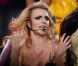 Britney Spears se produit sur la scène de l'United Center de Chicago, vendredi 8 juillet 2011.