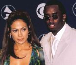 Jennifer Lopez au bras de son rappeur P. Diddy en 2000 