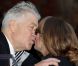 Sissy Spacek : Son étoile à Hollywood lui vaut un doux baiser de David Lynch