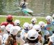 Comme d'autres athlètes tricolores de premie plan, Tony Estanguet a partagé des moments de complicité avec les enfants du Village Kinder au cours de l'été 2011.