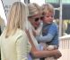  Gwyneth et ses enfants en septembre 2009. 
 Gwyneth Paltrow et Chris Martin, mariés depuis 2003, échappent désespérément aux photographes. Les voir avec leurs enfants Apple et Moses est un vrai événement... 