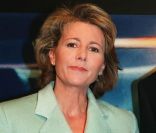 Claire Chazal en avril 1996 sur le plateau de TF1 
