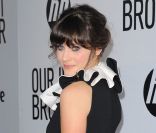 Zooey Deschanel lors de l'avant-première du film Our Idiot Brother à Hollywood le 16 août 2011