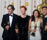 Marion Cotillard entourée par Daniel Day-Lewis, Javier Bardem et Tilda Swinton
