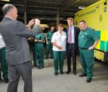 Le 18 août 2011, le prince Harry s'est rendu à Salford pour rencontrer les pompiers et ambulanciers qui sont intervenus dans la région de Manchester lors des émeutes. 