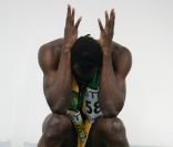 Usain Bolt : Le roi déchu du sprint seul face à l'impensable