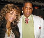 Beyoncé et Jay-Z s'aiment depuis 2002 et se sont dit oui le 4 avril 2008 à New York. Aujourd'hui, le couple star attend son premier enfant. (New York, 3 avril 2005) 