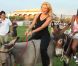 Shakira : Quand elle monte un âne ça vaut le détour