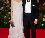La 68e Mostra de Venise refermait ses portes le samedi 10 septembre 2011, après avoir livré son palmarès etavec la projection du film  Damsels in distress . Analeigh Tipton et le réalisateur Whit Stillman. 