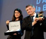  Alexandre Sokourov, Lion d'or pour  Faust . 
 La 68e Mostra de Venise refermait ses portes le samedi 10 septembre 2011, après avoir livré son palmarès etavec la projection du film  Damsels in distress . 