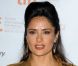 Salma Hayek, une femme en or, lors de la première du film Americano au Festival International du Film de Toronto. Le 10 septembre 2011. 