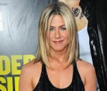 L\'actrice Jennifer Aniston, rayonnante lors de la première du film <em>Comment Tuer Son Boss ?</em> à Los Angeles. Le 30 juin 2011.<br />