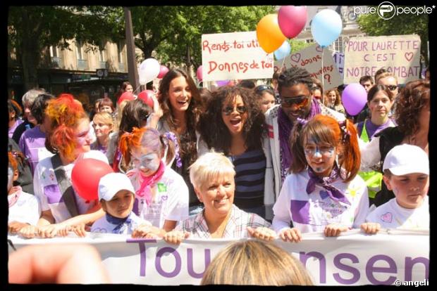 Tous ensemble pour l'association Laurette Fugain le 18/05/08