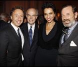 Stéphane Bern, Frédéric Mitterrand, Farida Khelfa et Louis Benech au gala de la Fondation Pompidou, à Paris. 13  septembre 2011