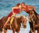 Christian Audigier : Romantique sur le sable mexicain avec sa superbe chérie
