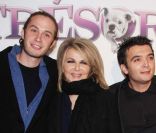Darius Langmann, Nathalie Rheims (dernière compagne de Claude Berri), Thomas Langmann, à Paris, le 9 novembre 2009. <br />