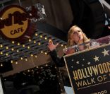 Melissa Etheridge a reçu son étoile sur le célèbre Hollywood Walk of Fame à Los Angeles le 27 septembre 2011