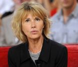 Miou-Miou sur le plateau de l\'émission Vivement Dimanche, enregistrée le 28 septembre 2011.