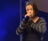 Natasha St-Pier à la Foire du Dauphiné, à Romans-sur-Isère, le 24 septembre 2011. Avant de chanter, elle procède à une mise au point et accuse le directeur de la foire d\'être responsable du retard.