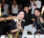 Porcelain Black, RedOne et Bam Margera lors de l'anniversaire de Jean-Roch au VIP ROOM à Paris le 5 octobre 2011