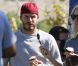 David Beckham, s'offre un petit plaisir gourmand le 9 octobre 2011 à Los Angeles