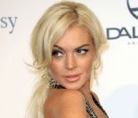 Lindsay Lohan, au gala de l\'amfAR lors de la fashion week milanaise. Milan, le 23 septembre 2011.<br />